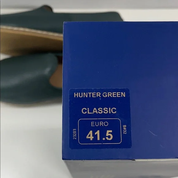 Charix Women's Elegant Dark Green Loafers - Picture 8 of 9